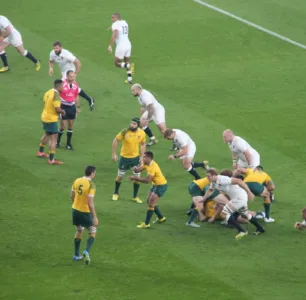 The Ultimate Guide to Rapidly Train Young Rugby Players to Get to the Defensive Line