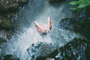 Hair Care and Sport: A Guide to Washing for Teenage Sportswomen